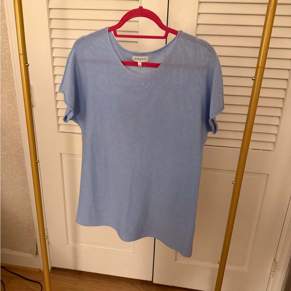 Elegant Light Blue Short Sleeve Knit Top